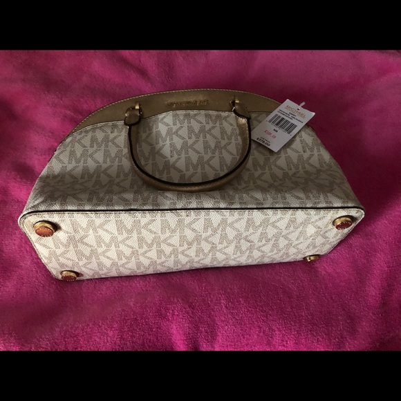 Michael Kors Handbag - Picture 9 of 10